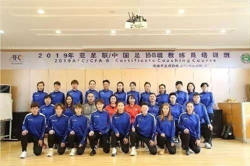 大连中体教练员培训及江西火车头俱乐部招募球员